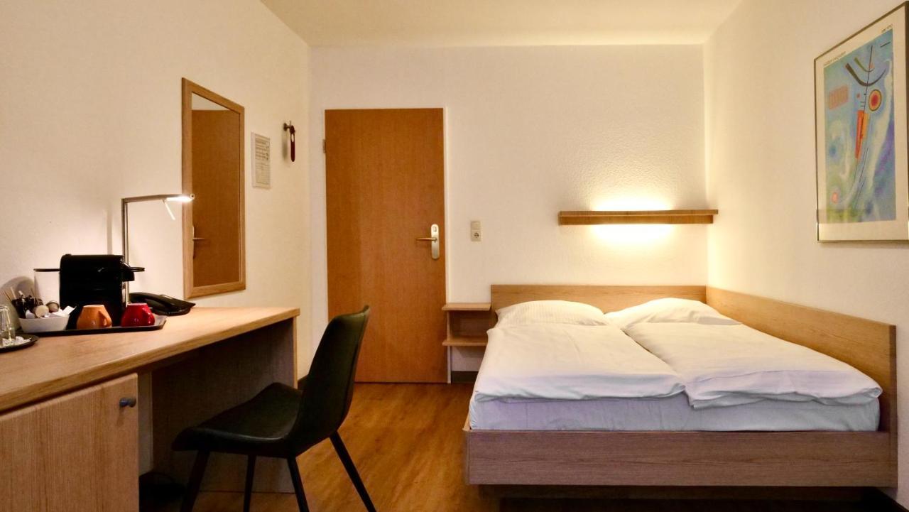 Hotel Pegasus มิวนิก ภายนอก รูปภาพ