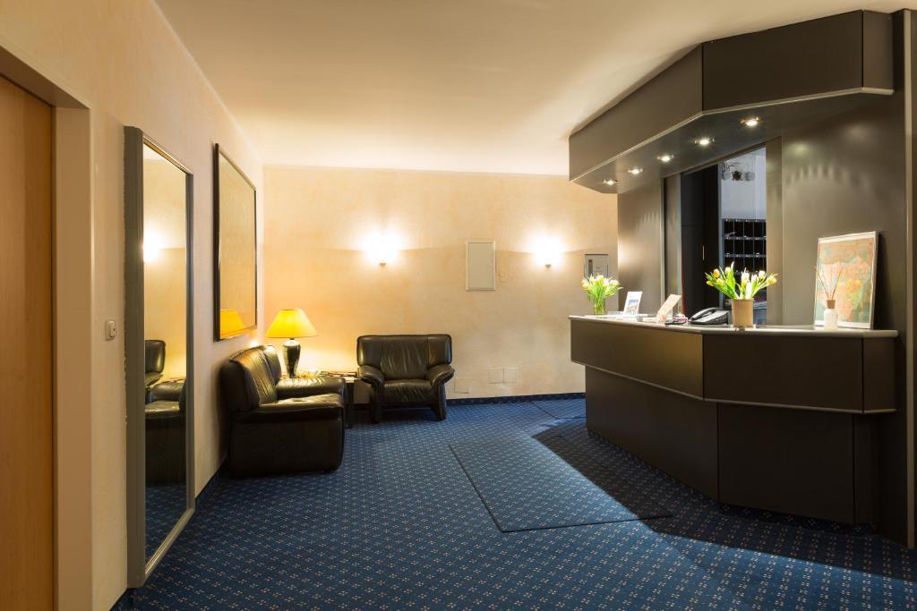 Hotel Pegasus มิวนิก ภายนอก รูปภาพ